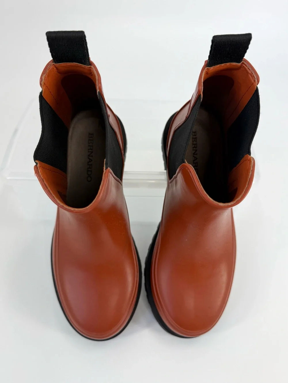Bernardo Addison Chelsea Rain Boots Chunky Lug Sole Terracotta Orange, Size 7